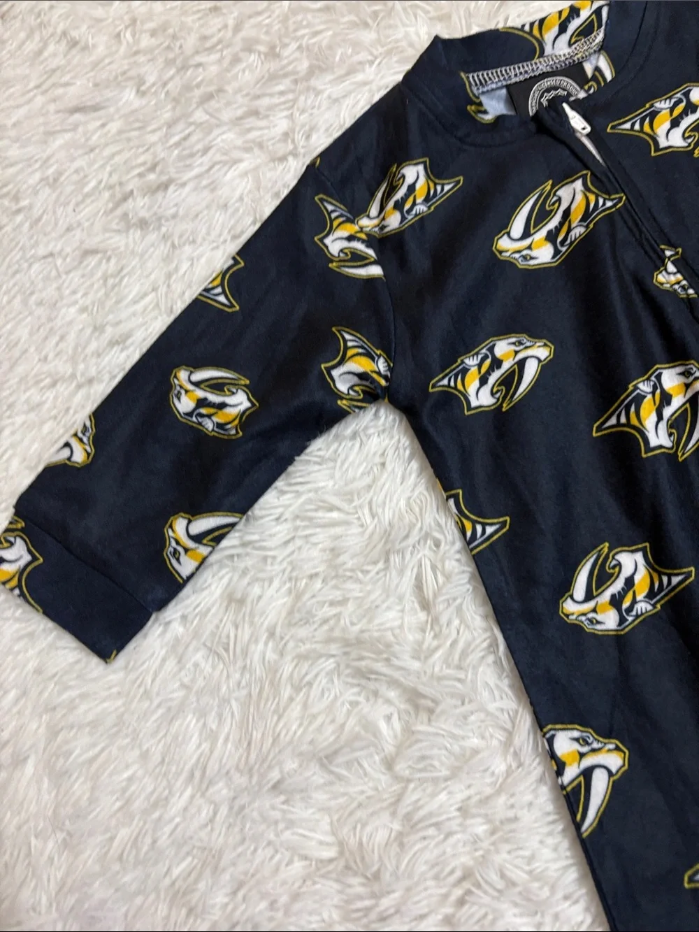 NWT NHL Nashville Predators Footed Pajamas Size 12 Month